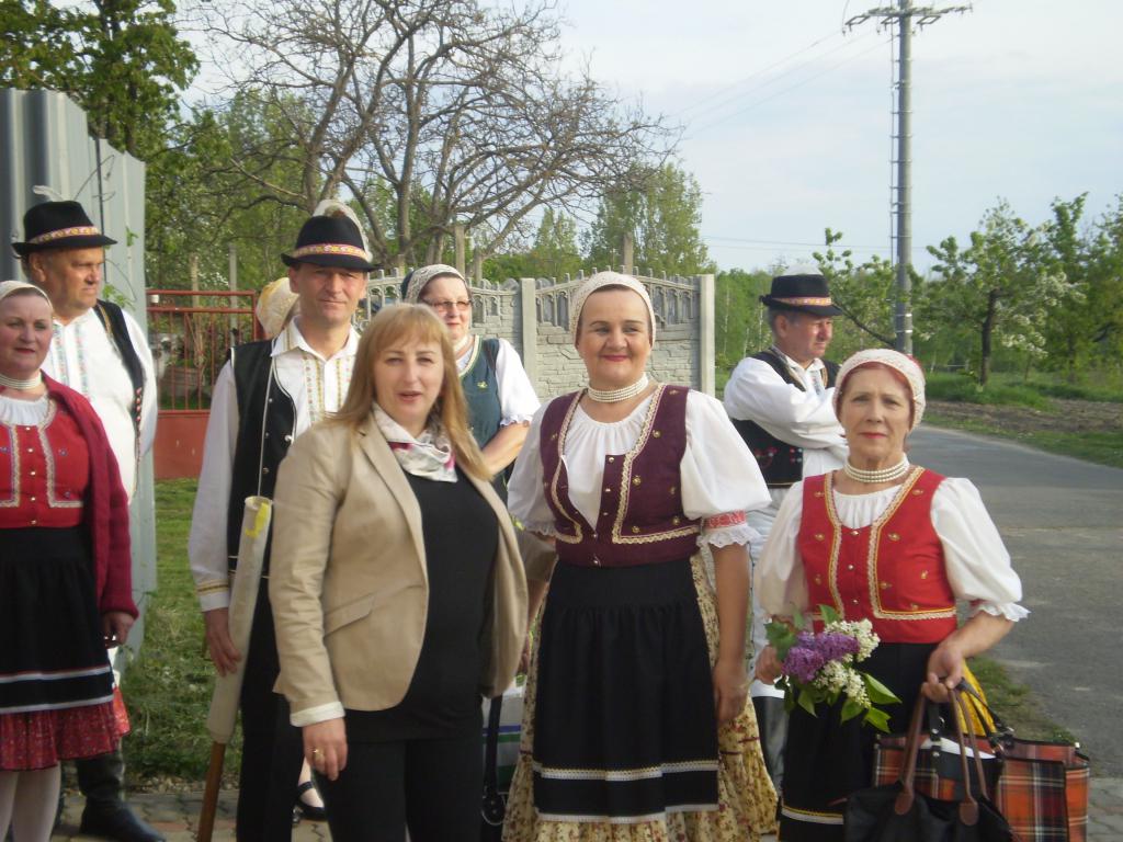 Fotogaléria Stavanie mája s folklórnym nádychom 31.4.2015 (31) Stavanie mája s folklórnym nádychom 31.4.2015