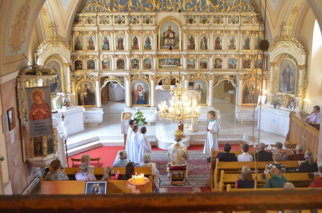 Fotogaléria Návšteva vladyku Milana a posvätenie dreveného kríža 26.7.2015 (26) Návšteva vladyku Milana a posvätenie dreveného kríža 26.7.2015